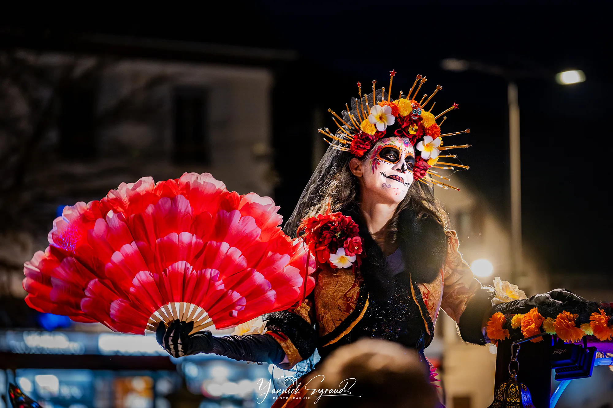 échasse halloween spectacle de rue déambulation fantastique